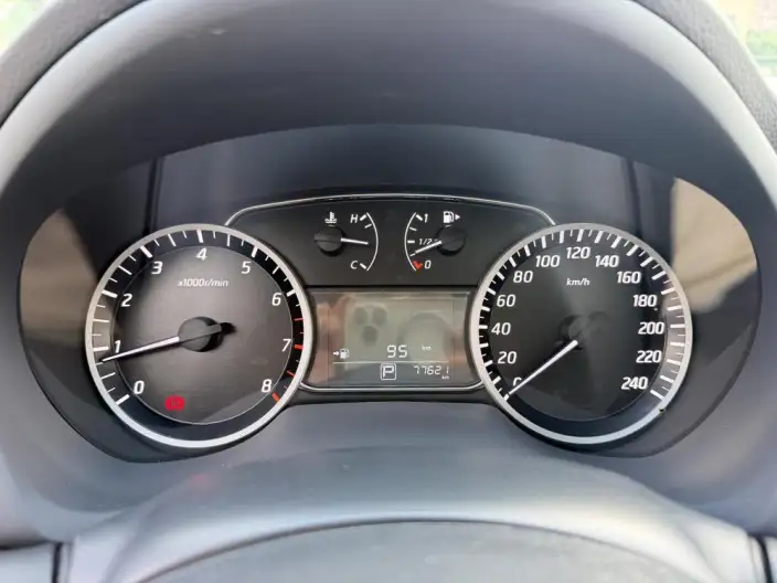 Nissan Sylphy 2021 Model Classic 1.6 XL CVT Deluxe Edition – фото 10