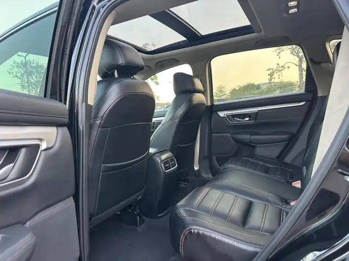 Honda CR-V 2020 Model Dazzling Edition 240TURBO CVT 2WD Comfort Edition – фото 9