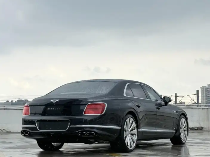 Continental Flying Spur 2022 Model 4.0T V8 Standard Edition – фото 6