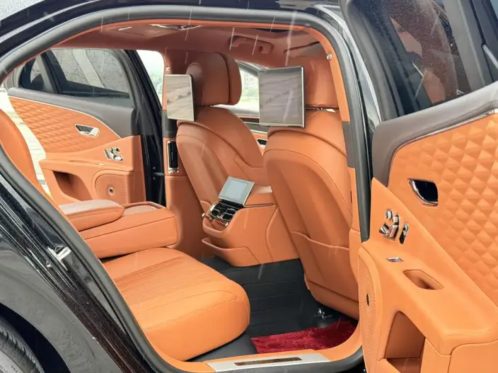 Continental Flying Spur 2022 Model 4.0T V8 Standard Edition – фото 10