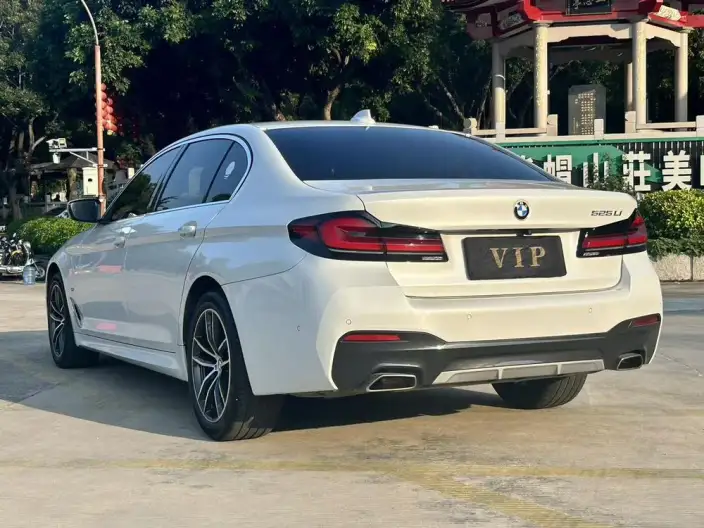 BMW 5 Series 2021 Model Facelift 525Li M Sports Set