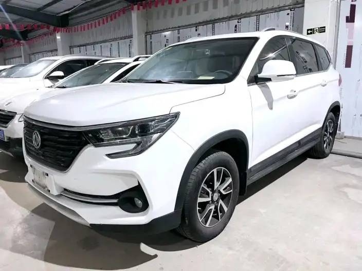 Forthing T5 2021 Model Facelift 1.6L Manual Comfort Model