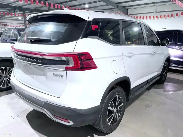 Forthing T5 2021 Model Facelift 1.6L Manual Comfort Model – фото 6