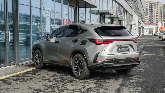 Lexus NX 2022 260 Front-Drive Genesis Edition – фото 6