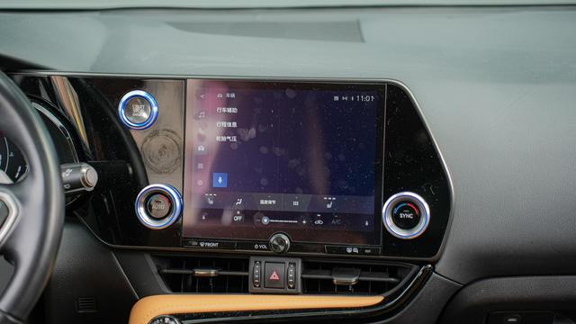 Lexus NX 2022 260 Front-Drive Genesis Edition – фото 17