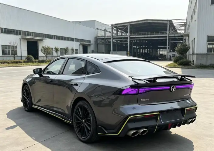 Changan UNI-V 2022 Model 1.5T Sports Edition – фото 3