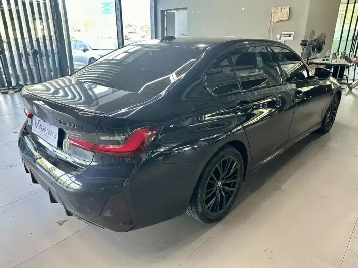 BMW 3 Series 2023 Model 325Li M Sports Set – фото 6