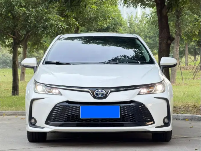 Toyota Corolla 2024 Model Intelligent Hybrid 1.8L E-CVT Elite Edition – фото 2