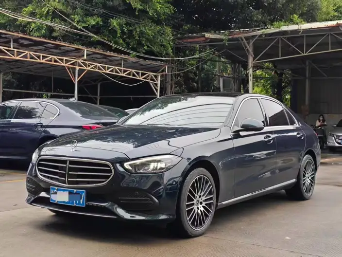 Mercedes-Benz C-Class 2024 Model C 260 L – фото 1