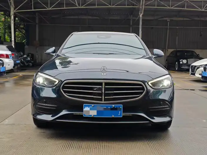 Mercedes-Benz C-Class 2024 Model C 260 L – фото 2