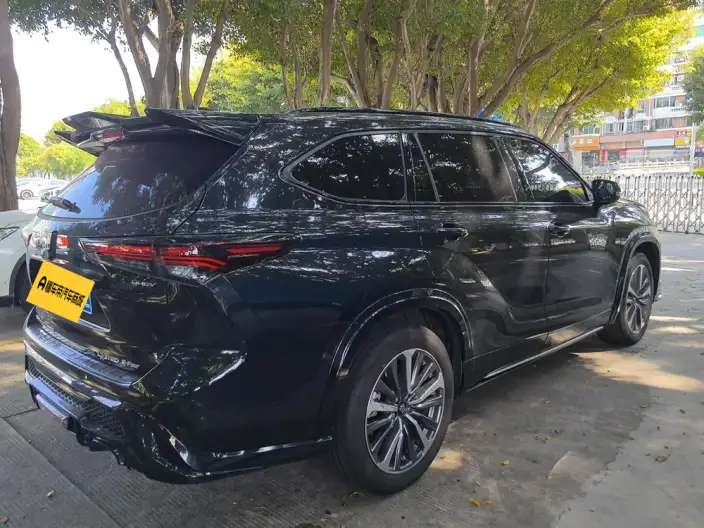 Crown Kluger 2026 Model Intelligent Hybrid 2.5L E-CVT 4WD Ultimate Edition – фото 2