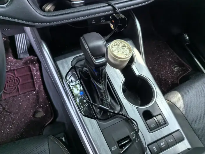 Crown Kluger 2026 Model Intelligent Hybrid 2.5L E-CVT 4WD Ultimate Edition – фото 9