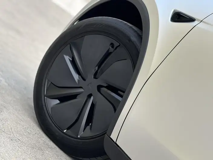 Model Y 2025 Model Rear-wheel drive version – фото 9
