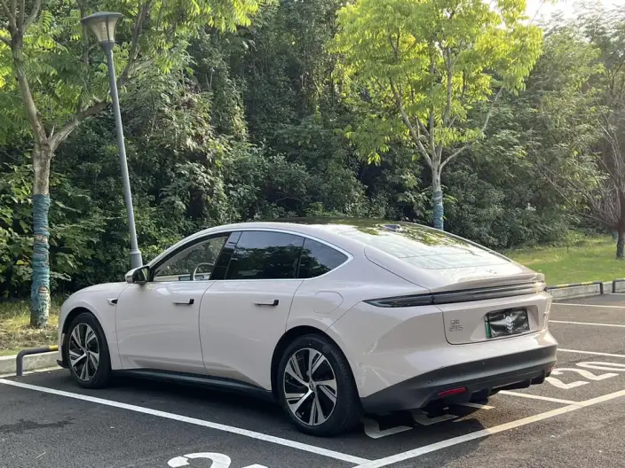 NIO ET5 2022 Model 75kWh – фото 5