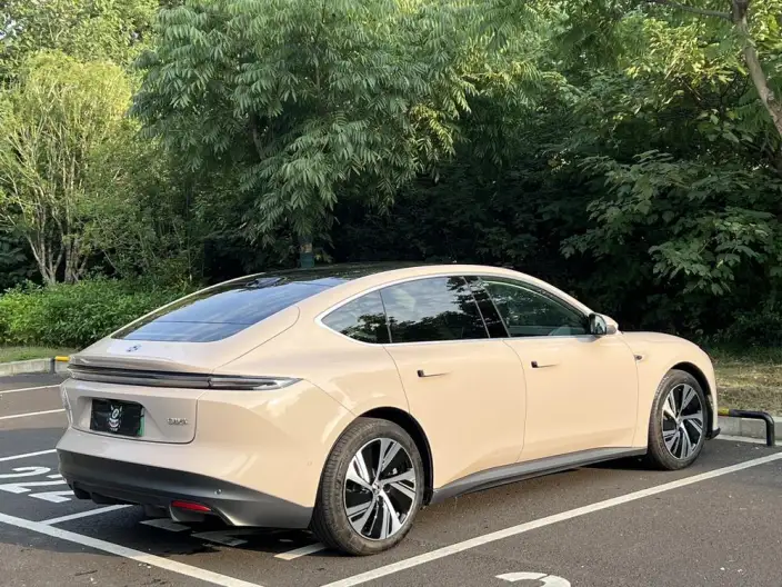 NIO ET5 2022 Model 75kWh – фото 7