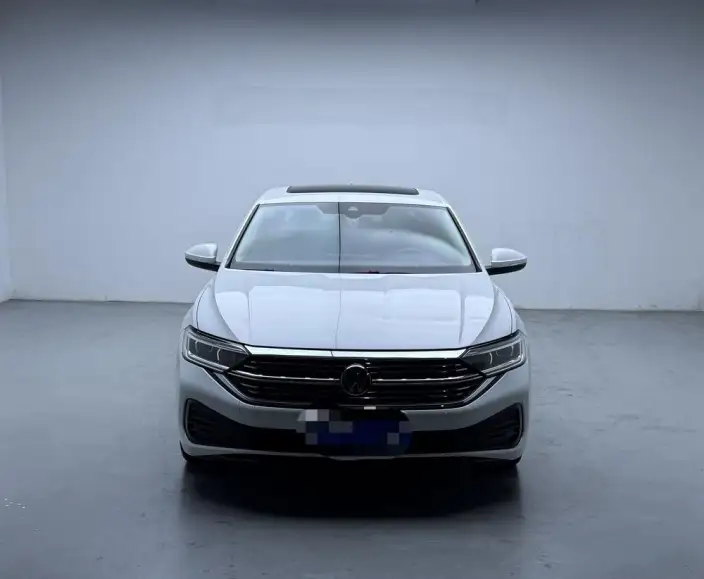Volkswagen Sagitar 2023 Model 300TSI DSG Beyond Edition – фото 2