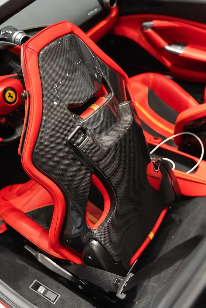 Ferrari F8 2020 Model Spider 3.9T V8 – фото 7