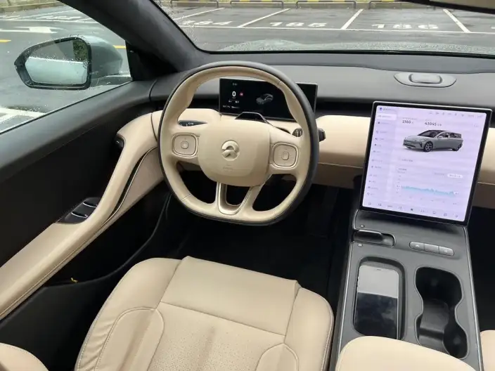 NIO ET5 2022 Model 75kWh – фото 10