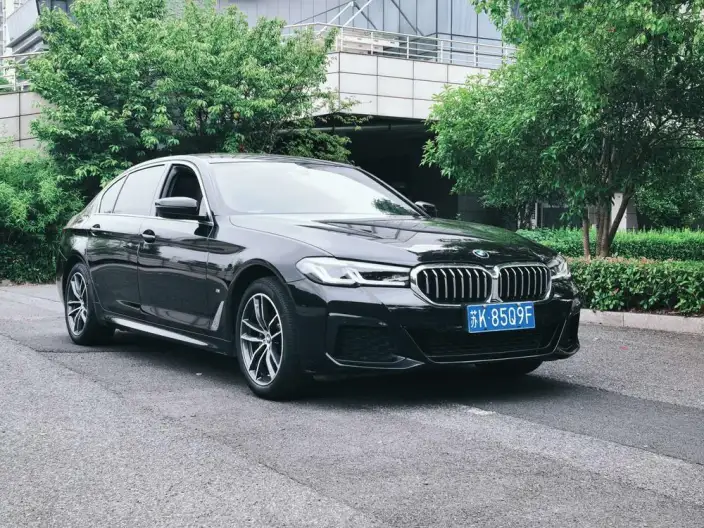BMW 5 Series 2022 Model Facelift II 525Li M Sports Set – фото 3