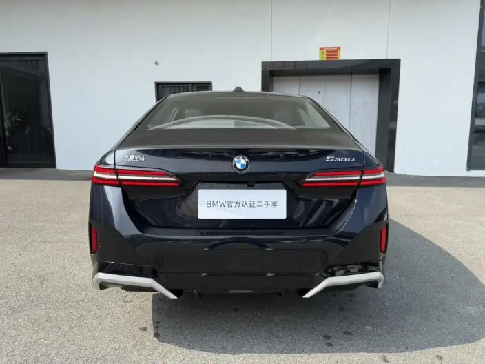 BMW 5 Series 2025 Model Facelift 530Li Exclusive Model M Sports Set – фото 6