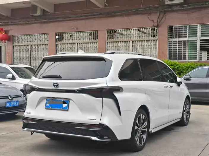 Granvia 2023 Model Intelligent Hybrid 2.5L Noble PLUS – фото 5
