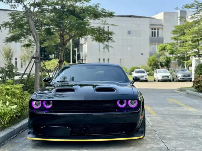 Challenger 2022 Model 6.2T Automatic Rear Drive 5 seat Parallel Imported – фото 2