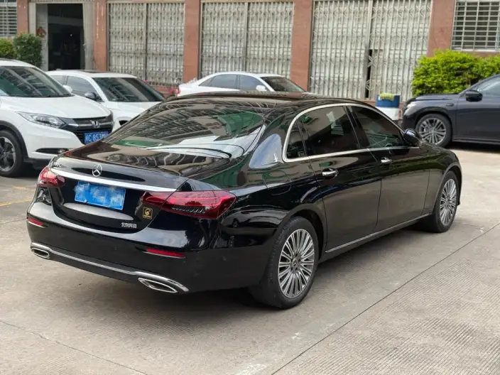 Mercedes-Benz E-Class 2022 Model Facelift II E 300 L Luxury Model sedan – фото 6