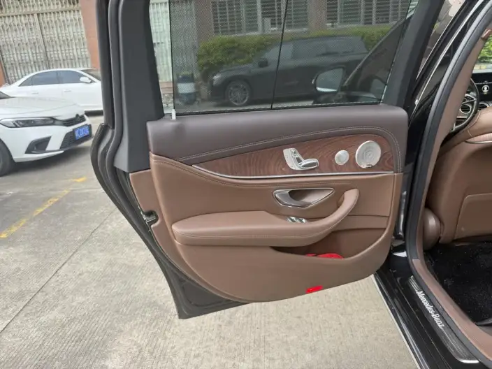 Mercedes-Benz E-Class 2022 Model Facelift II E 300 L Luxury Model sedan – фото 10