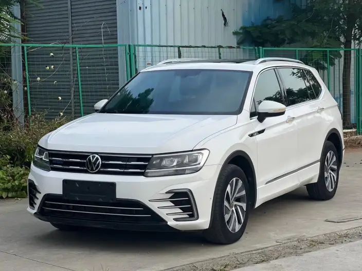 Volkswagen Tiguan L PHEV 2021 Model 1.4T Plug-in hybrid Premium Edition – фото 1