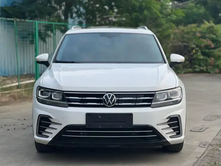 Volkswagen Tiguan L PHEV 2021 Model 1.4T Plug-in hybrid Premium Edition – фото 2