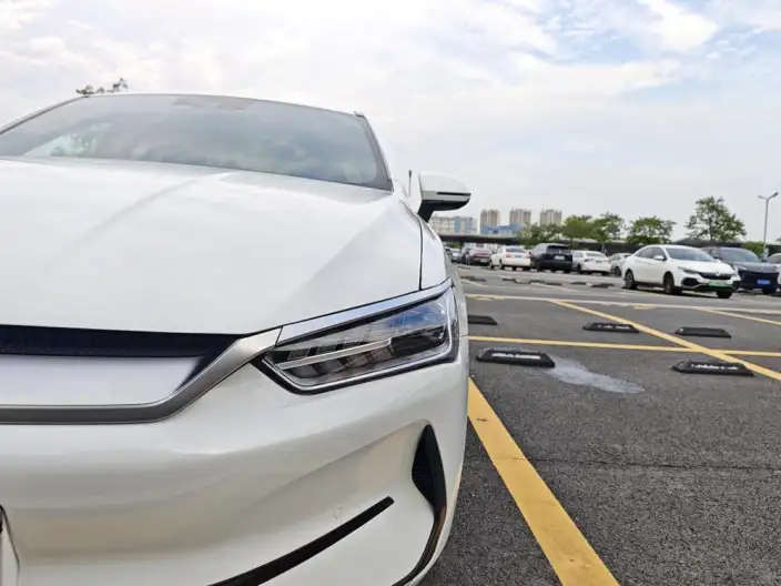 Qin Plus EV 2021 Model 500KM Noble Model – фото 7