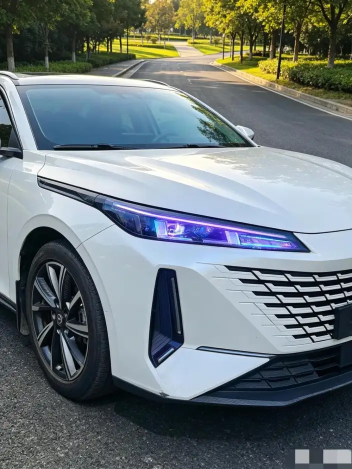Changan Yida 2023 Model 1.5T GDI Automatic Noble Model – фото 8