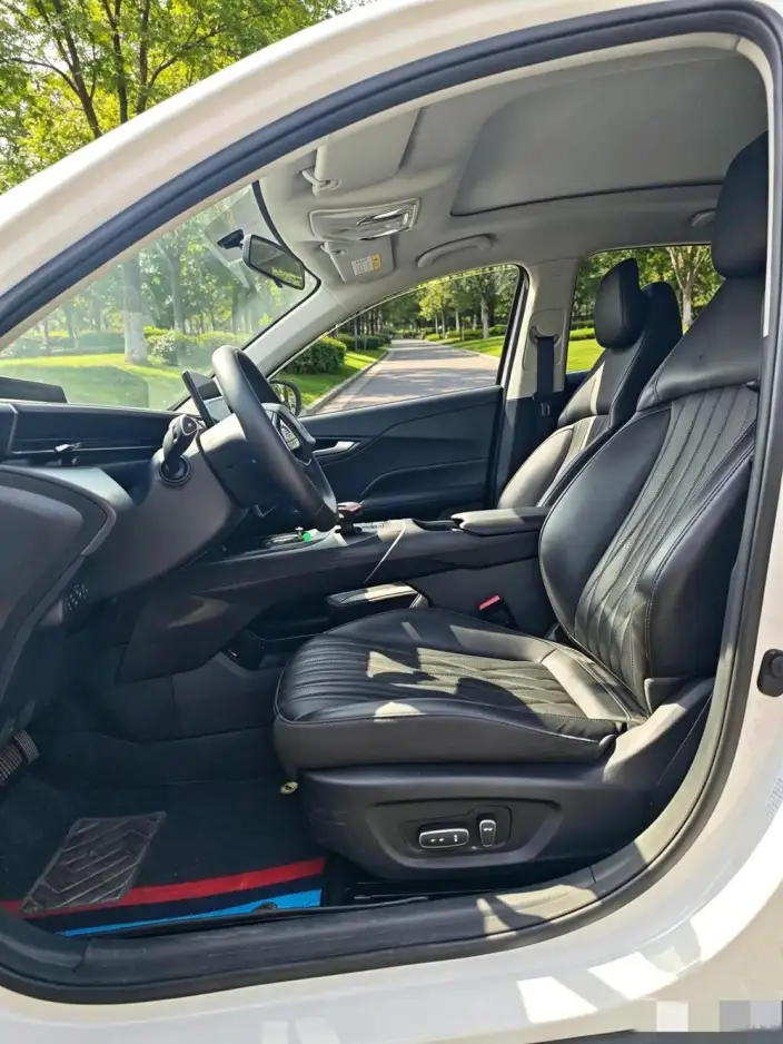 Changan Yida 2023 Model 1.5T GDI Automatic Noble Model – фото 9