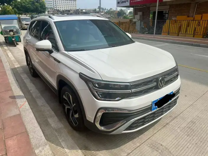 Volkswagen Tharu 2024 Model 300TSI 2WD Crescent Moon Edition – фото 3