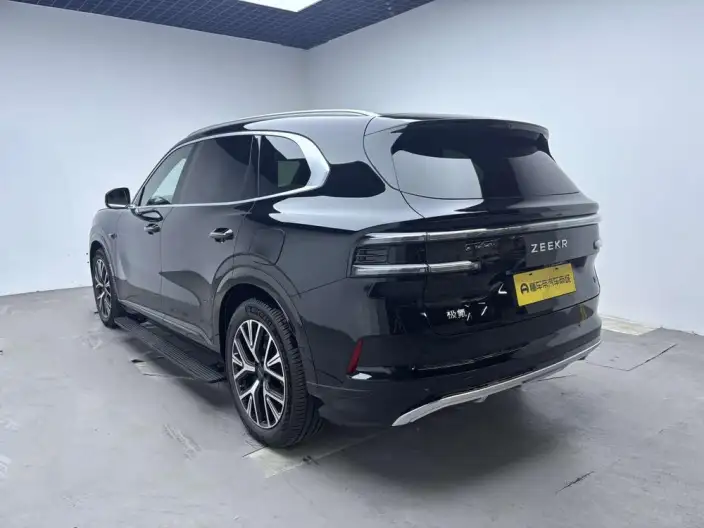ZEEKR 8X 2026 Model 70kWh Ultra – фото 5