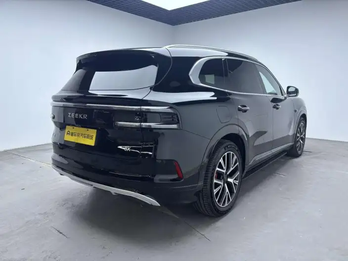 ZEEKR 8X 2026 Model 70kWh Ultra – фото 7
