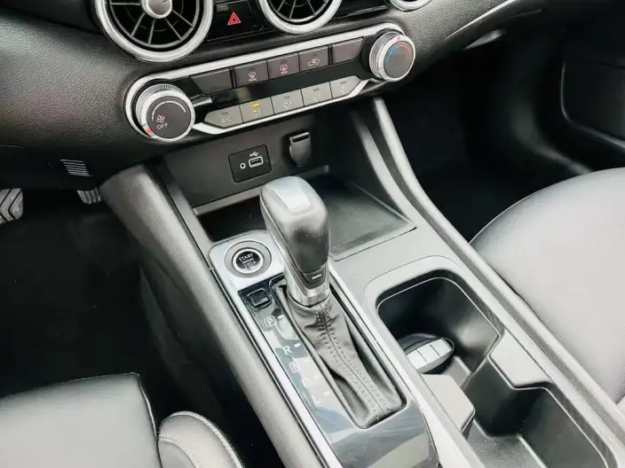 Nissan Sylphy 2020 Model 1.6L XL CVT Yuexiang Edition – фото 8
