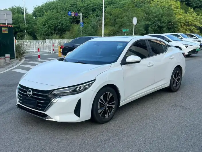 Nissan Sylphy 2023 Model 1.6L CVT Yuexiang Edition – фото 10