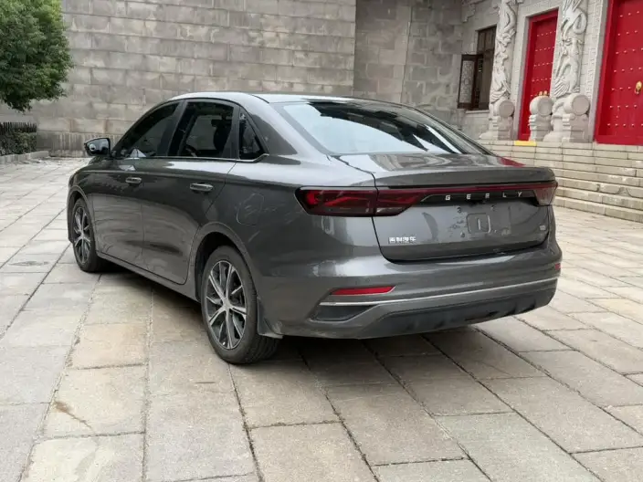 Geely Emgrand 2022 Model No. 4 Gen 1.5L CVT Luxury Model – фото 5
