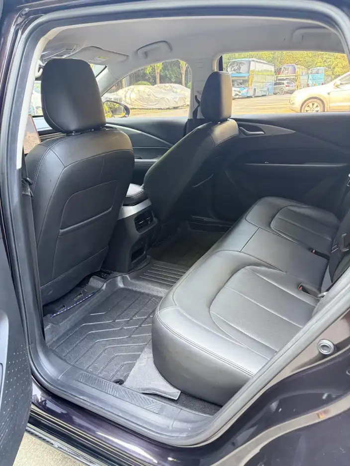 Wuling Xingguang PHEV 2023 Model 150 Advanced version – фото 9