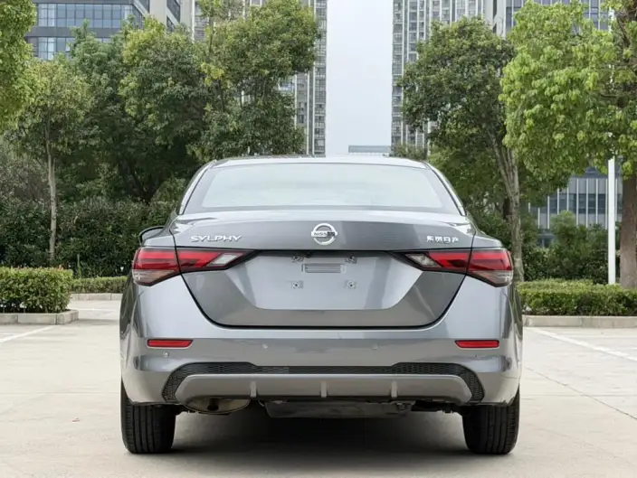 Nissan Sylphy 2021 Model 1.6L XL CVT Yuexiang Edition – фото 6