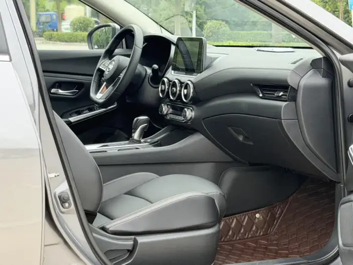 Nissan Sylphy 2021 Model 1.6L XL CVT Yuexiang Edition – фото 9