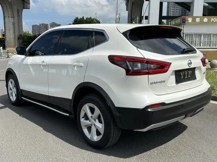 Nissan Qashqai 2021 Model 2.0L XV Smart Edition – фото 4