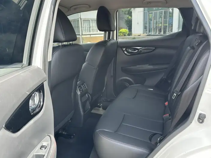 Nissan Qashqai 2021 Model 2.0L XV Smart Edition – фото 9