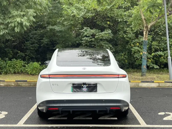 NIO ET5 2022 Model 75kWh – фото 6