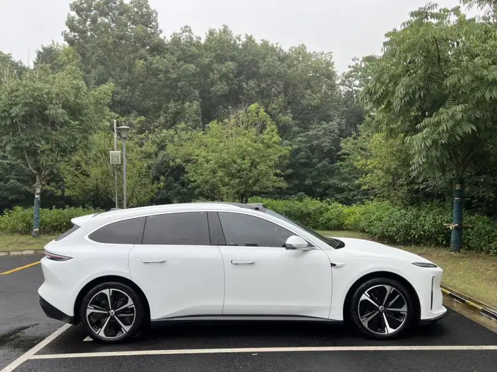 NIO ET5T 2024 Model 75kWh – фото 8