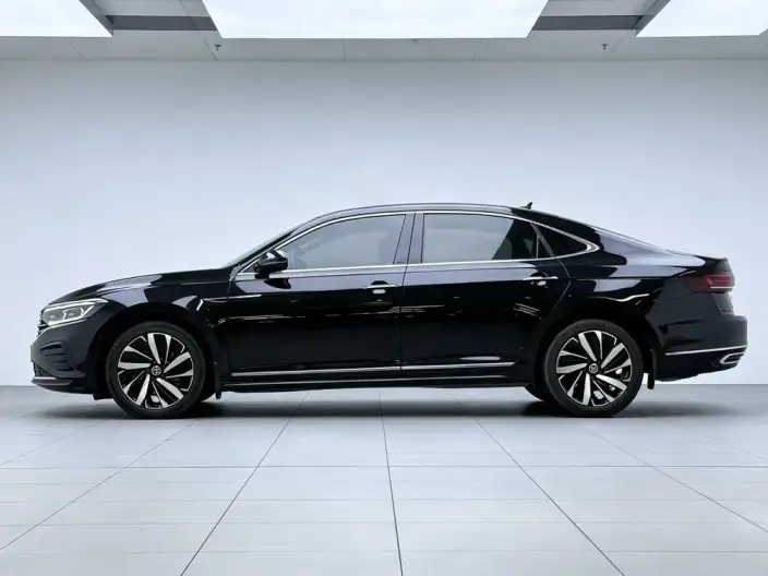 Volkswagen Passat 2022 Model 380TSI Ultimate Edition – фото 4