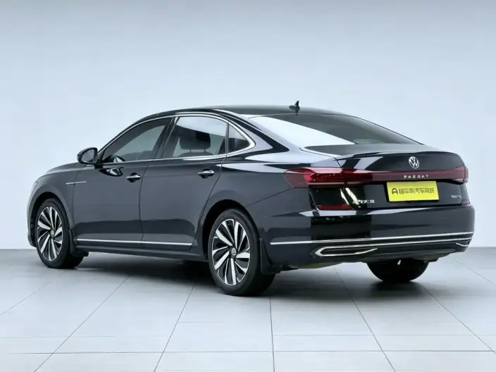 Volkswagen Passat 2022 Model 380TSI Ultimate Edition – фото 5
