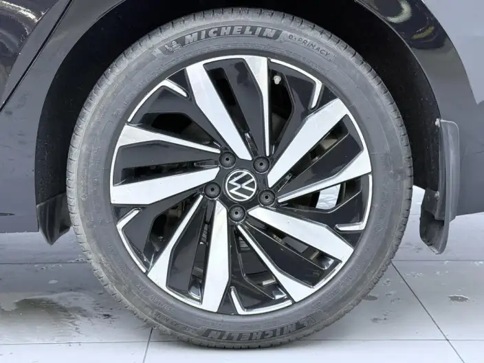 Volkswagen Passat 2022 Model 380TSI Ultimate Edition – фото 9