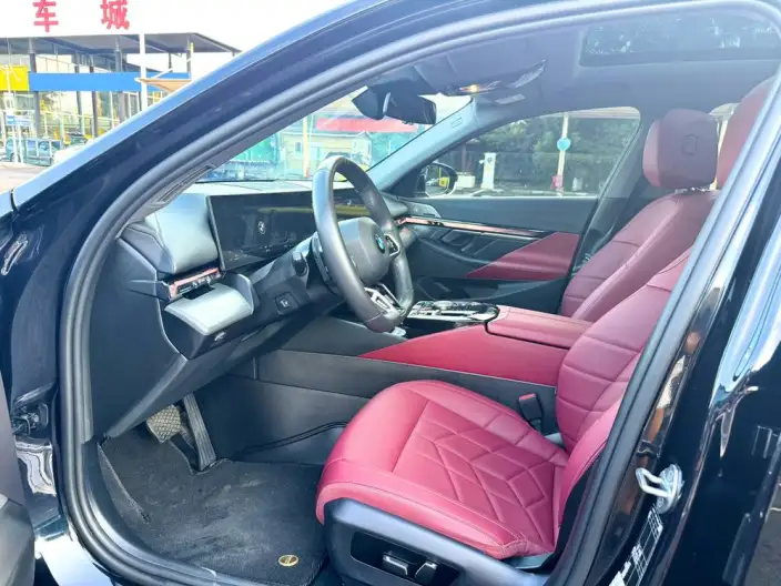 BMW 5 Series 2024 Model 530Li Leading Model M Sports Set – фото 8